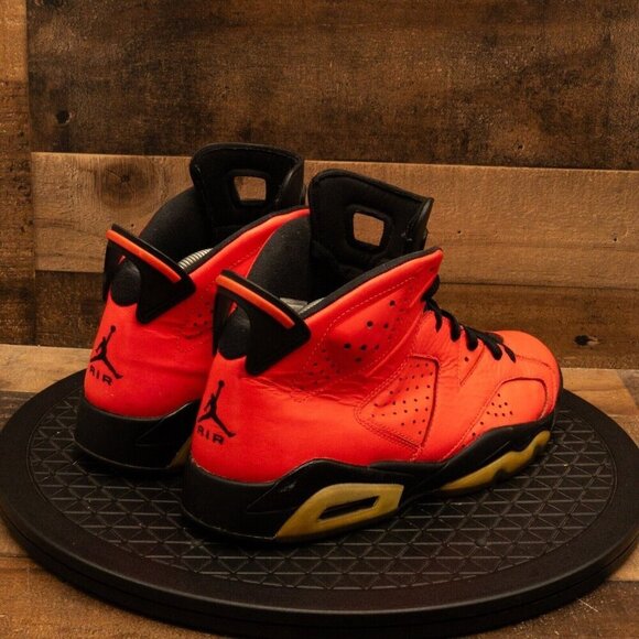 NIKE AIR JORDAN RETRO 6 INFRARED 23 TORO MENS ATHLETIC SHOES SIZE 9.5 384664-623 - Picture 8 of 9